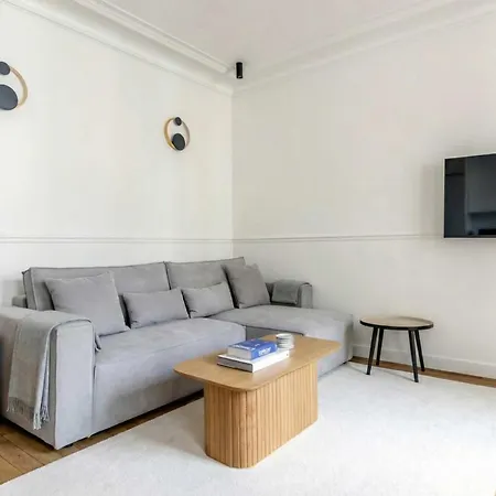 Golden Triangle Ac By Melvane Paris