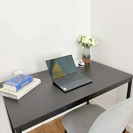 Signature Champs Elysees Ac By Melvane Appartement