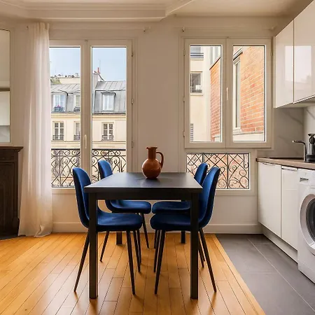 Signature Champs Elysees Ac By Melvane Apartment *