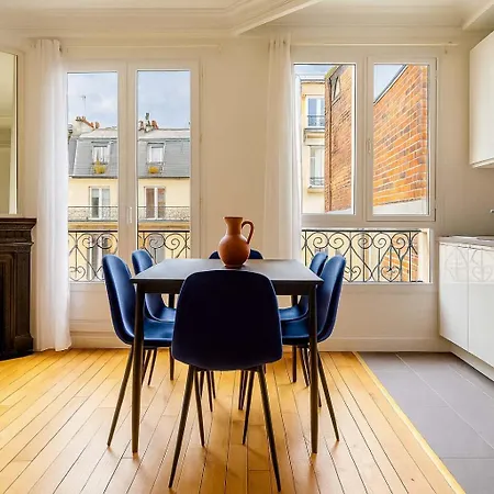 Apartment Signature Champs Elysees Ac By Melvane Paris