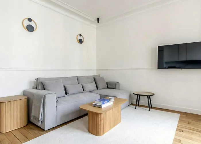 Golden Triangle Ac By Melvane Paris