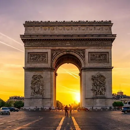 Golden Triangle Ac By Melvane Apartment Paris